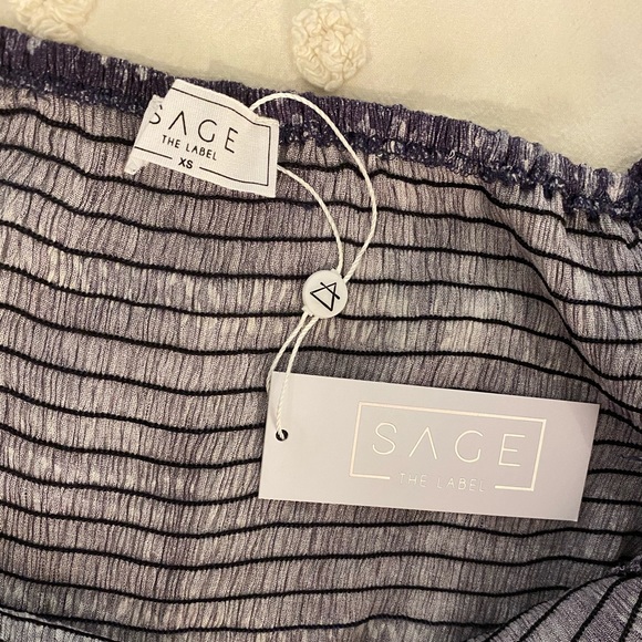 NWT Lulus Follow The Ocean Smocked Puff Sleeve Top - Picture 3 of 6